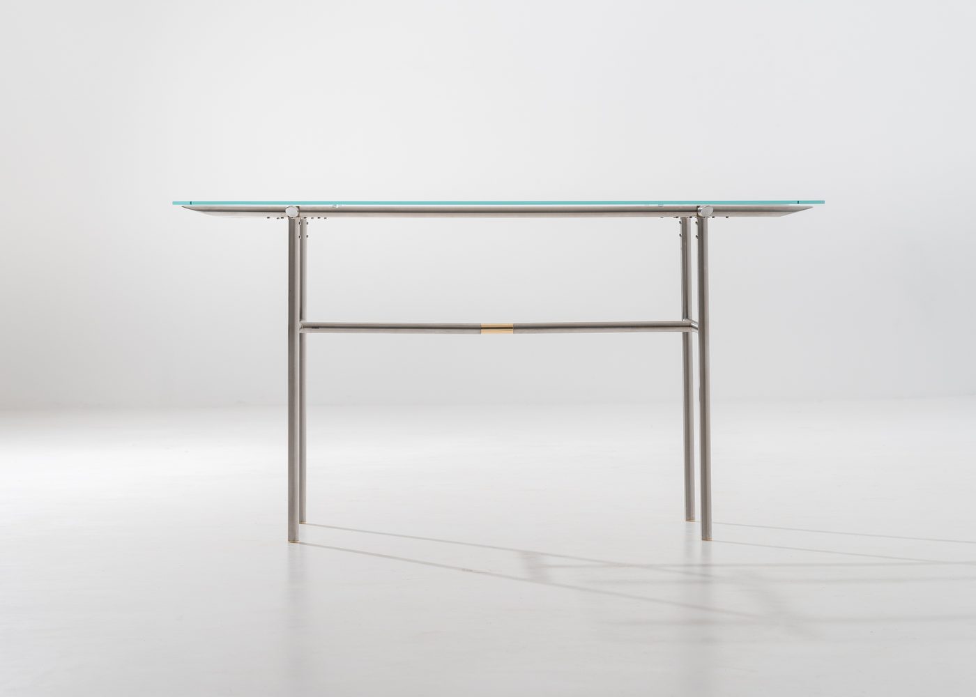 OHANA console by BOMBE